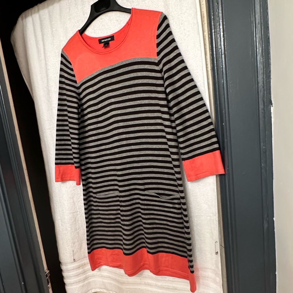 SIENA STUDIO WOMEN’S BLACK GRAY CORAL STRIPED SWEATER DRESS SIZE LARGE